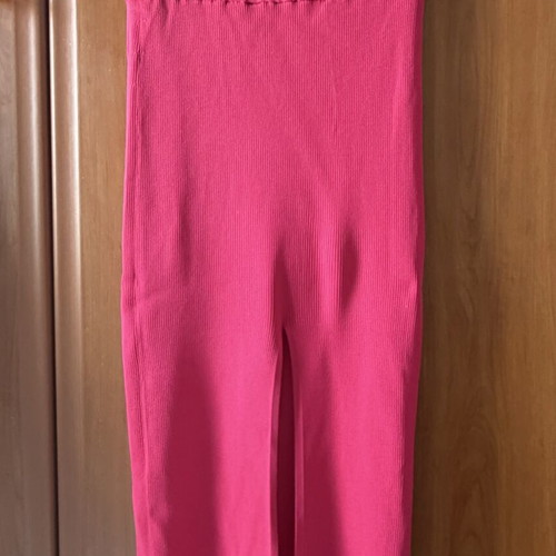 Zara midi skirt ripped fuchsia size L like new
