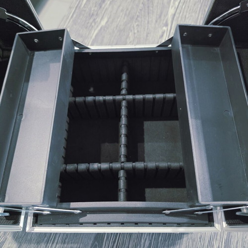 Makeup case with lock key