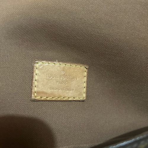 Louis Vuitton crossbody bag used, brown with multiple pockets