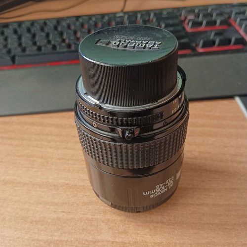 Nikon AF Nikkor 35-105mm f/3.5-4.5 lens like new