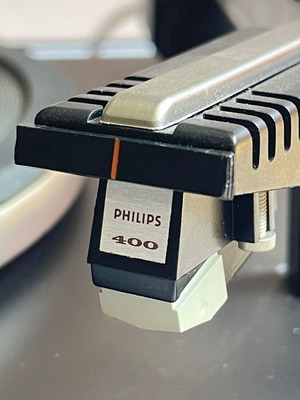 Philips 22GA227/05 vintage turntable used with original Philips 400 cartridge