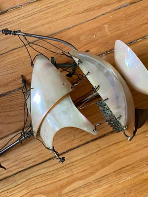 Mother of pearl boat used, handmade from Cancale