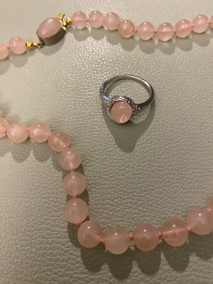 Σετ faux bijoux με κολιέ και δαχτυλίδι σαν καινούργιο, ροζ