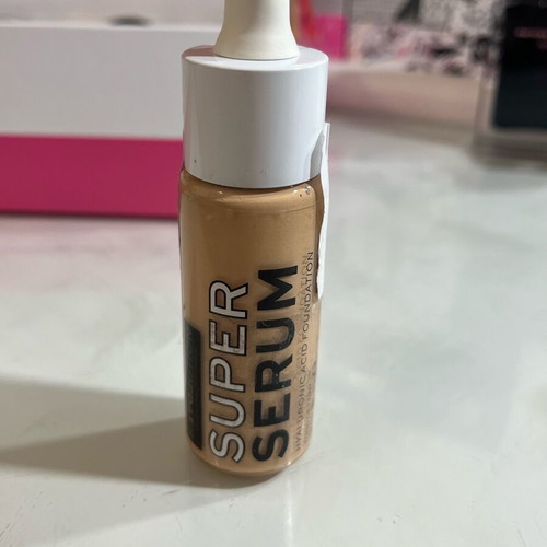 Makeup Revolution Serum Foundation F8.5 unused sealed