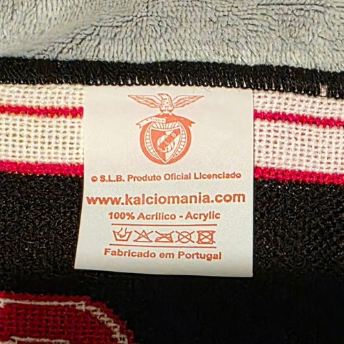 Official SL Benfica 110 Years Anniversary Scarf like new