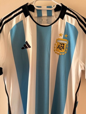 Argentina jersey 2022/23 like new, size M