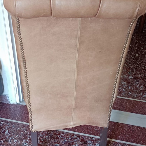 Chair handmade with genuine leather like new
