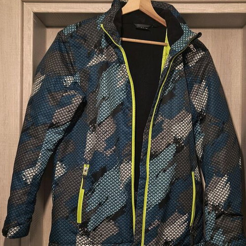 CMP kids ski jacket like new, size 164 13-14