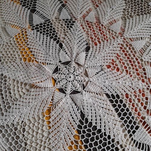 Handmade round tablecloth with crochet like new, beige