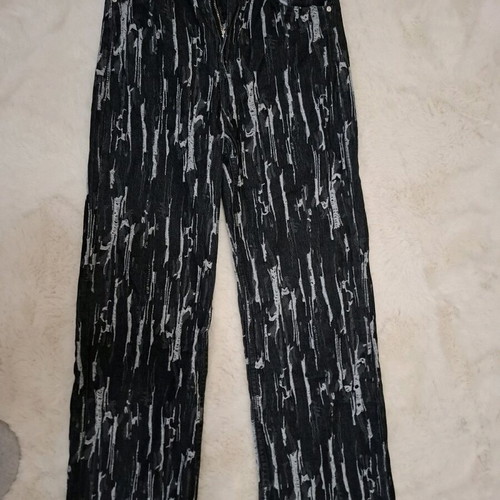 Flared jeans like new with various colors, elastic fit