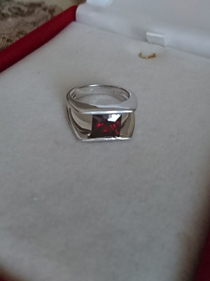 925 Silver Ring with Garnet Like New