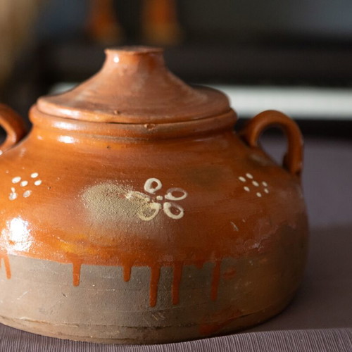 Ceramic pot like new, handmade