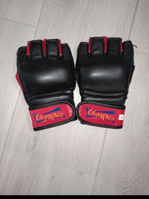 Boxing gloves like new