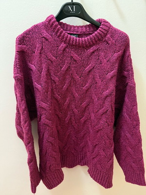 Women's knitted sweater with cable pattern used, magenta/fuchsia