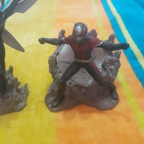 Ant-Man and Wasp Marvel figures like new