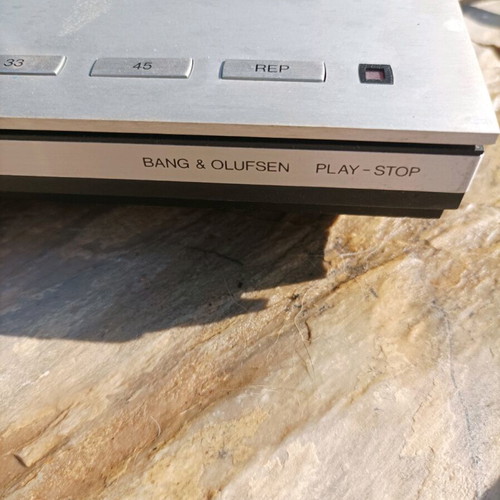 Bang&Olufsen sound system like new with speakers, turntable, radio, amplifier and cassette