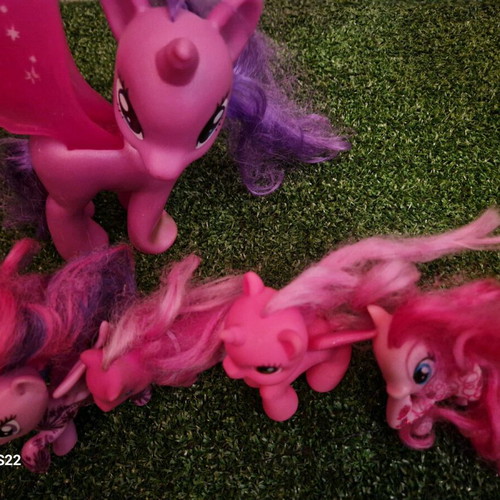 My Little Pony set of 6 like new