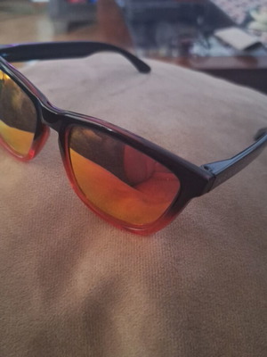 Hawkers sunglasses like new, very good condition