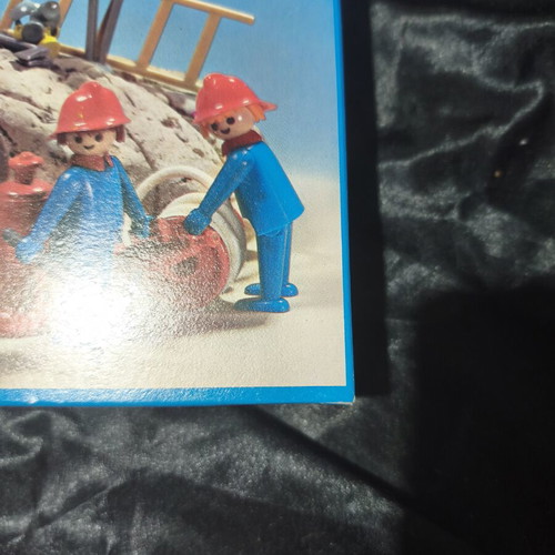 Playmobil LYRA 5 Klicky Firefighters set, vintage