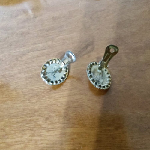 Vintage earrings with clips like new, high quality