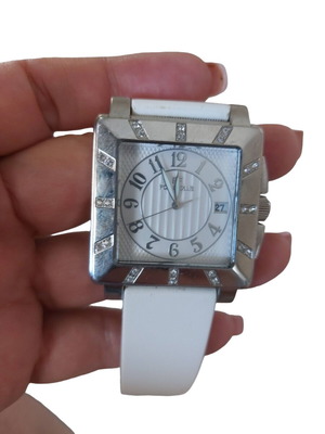 Folli Follie unisex watch like new with white silicone strap