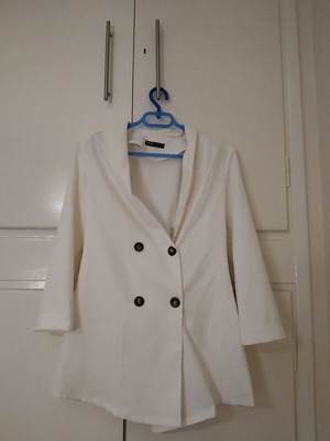 Shein jacket new white size M