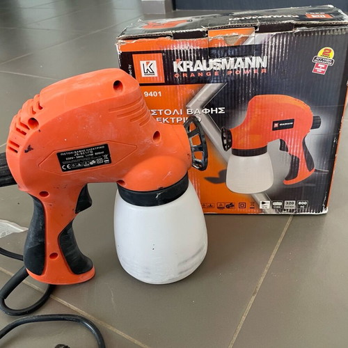 Paint gun like new, 220 volt