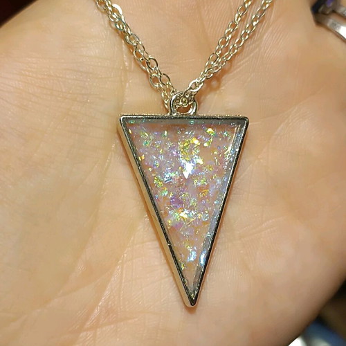 Handmade necklace new, silver with double chain and resin