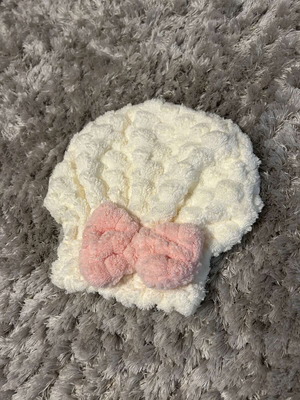 Bath cap made of soft towel fabric with pink bow like new