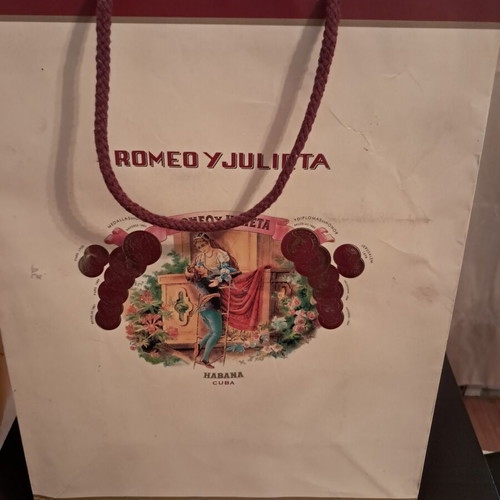 5 branded packaging bags