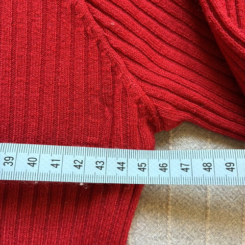 Red Hot Deux Pièces Knit Bundle V-Neck Cardigan & Wool Blend Jumper Set Size M