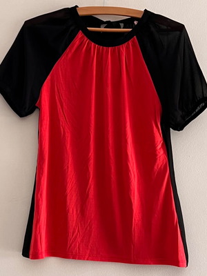 Juicy Couture silk blouse like new, black and red