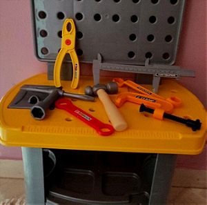 Παιδικός πάγκος εργασίας με εργαλεία