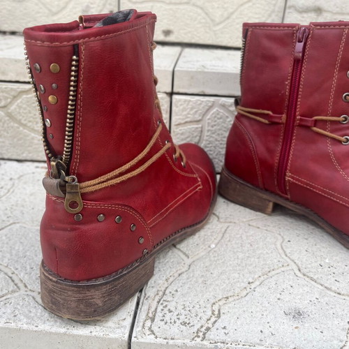 Leather boots like new, red, size 39