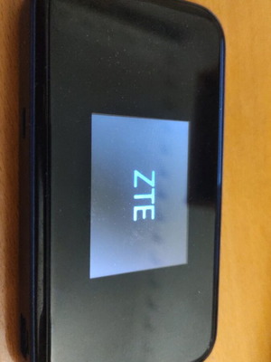 ZTE-MU5001 5G portable wireless hotspot like new