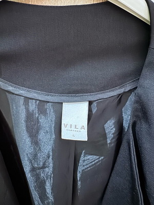 Дамско сако като ново, размер Л, черно