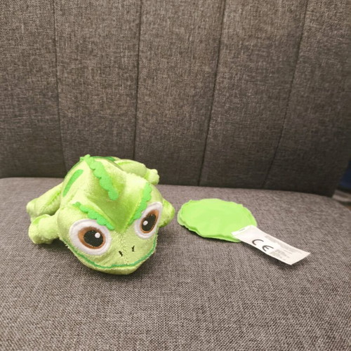 Shoulder Pals Pascal Rapunzel Tangled Disney Princess new with magnet