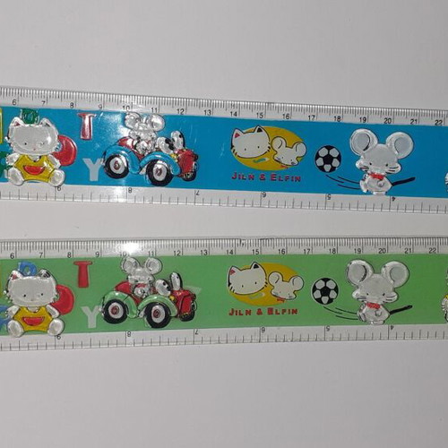 Set of two rulers like new, 15 years old, 4 cm wide each