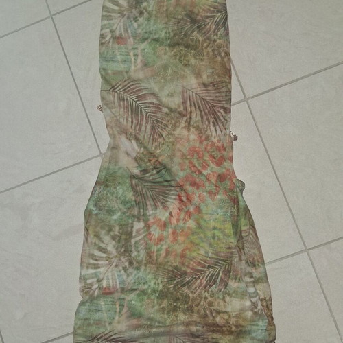 Shein colorful backless dress like new, size S
