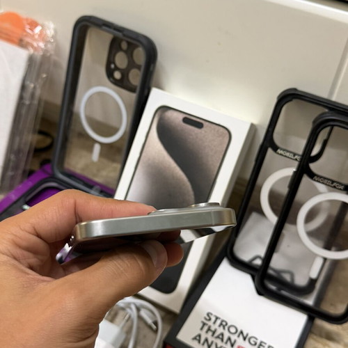IPhone 15 Pro Max 256GB like new