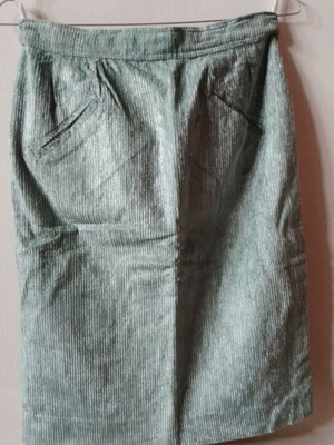 Green corduroy skirt new, soft pistachio color