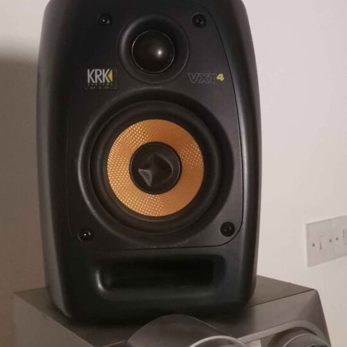 KRK VXT4 studio monitor speaker like new