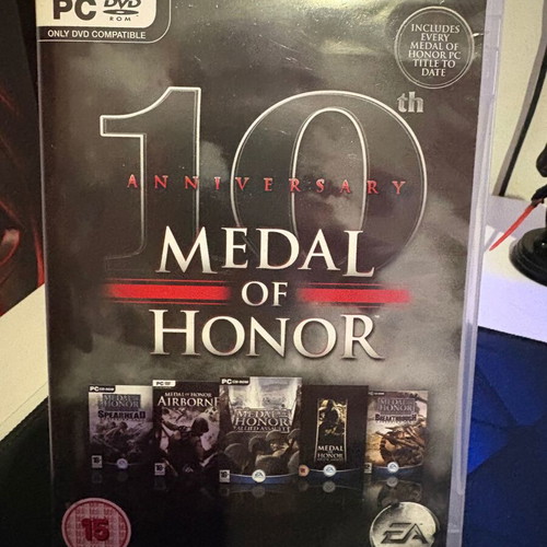 Medal of Honor 10th Anniversary PC like new, complete package