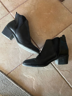 S.Oliver black ankle boots used, size 40, 5 cm heel