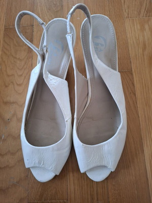 Bata women's shoes used white sandals size 40