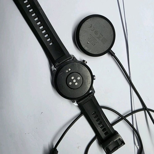 ZTE Watch GT Black used with new straps and box