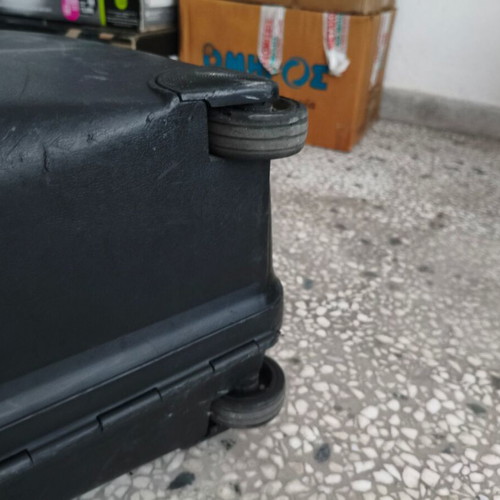 Delsey μεγάλη σκληρή βαλίτσα μεταχειρισμένη, μαύρη, 74x60x25 εκ