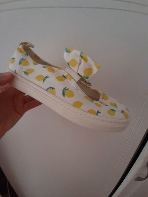 Girls' shoes size 33, new