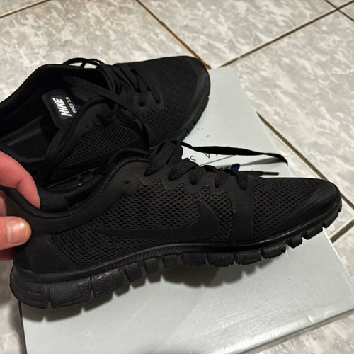 Nike Free Run 3.0 used athletic shoes size 42 black