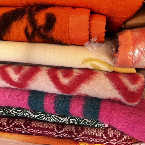 Kouvertes - Chramia blankets like new, multiple pieces